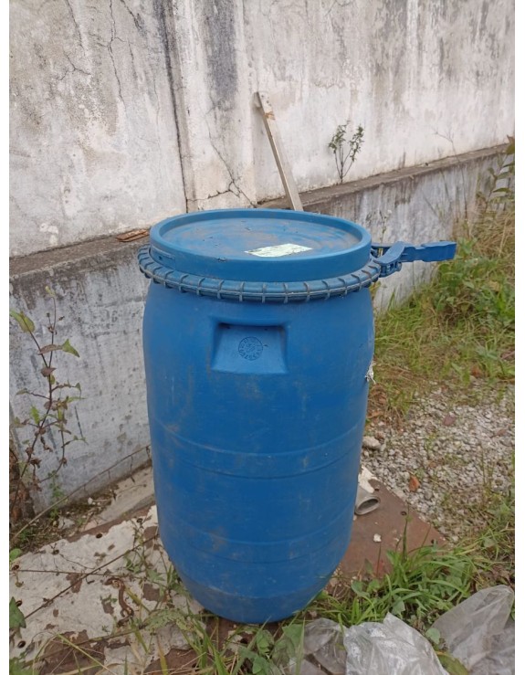 BOMBONA  PLASTICA DE 60 LITROS TAMPA REMOVIVEL C/ TRAVA