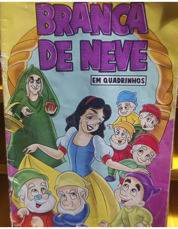 BRANCA DE NEVE EM QUADRINHOS