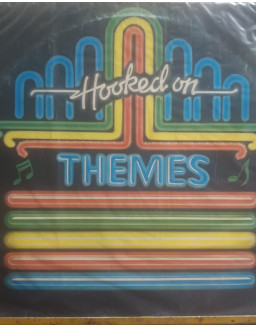 HOOCKED ON THEMES