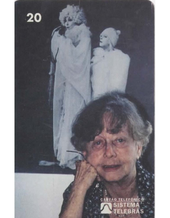 MARIA CLARA MACHADO E A FOTO DO ESPETACULO PLUFT O FANTASMINHA - 1955